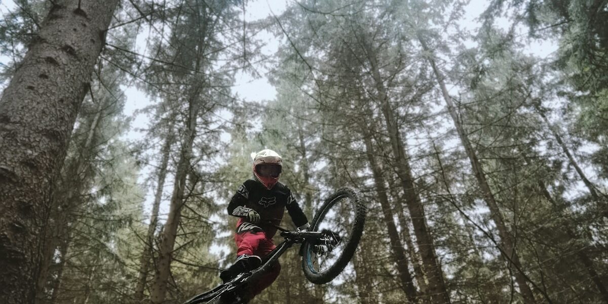 Manual Technique: Lifting the Front Without Pedaling